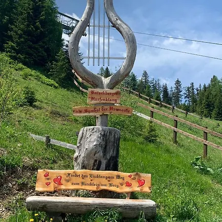 Katschi Apartament *